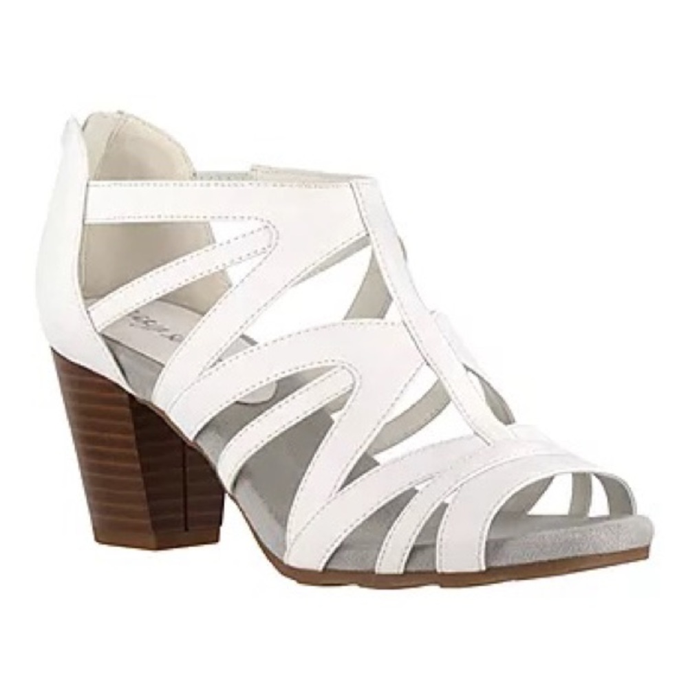 Easy Street Shoes. Size 8.5